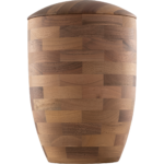 Elegante Walnuss Holz-Urne, handgesetztes Muster und manuell gedrechselt